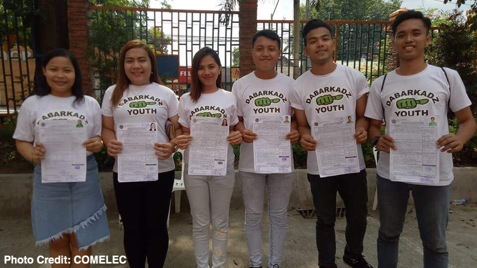 Sen. Bam challenges youth to serve countrymen, run for SK