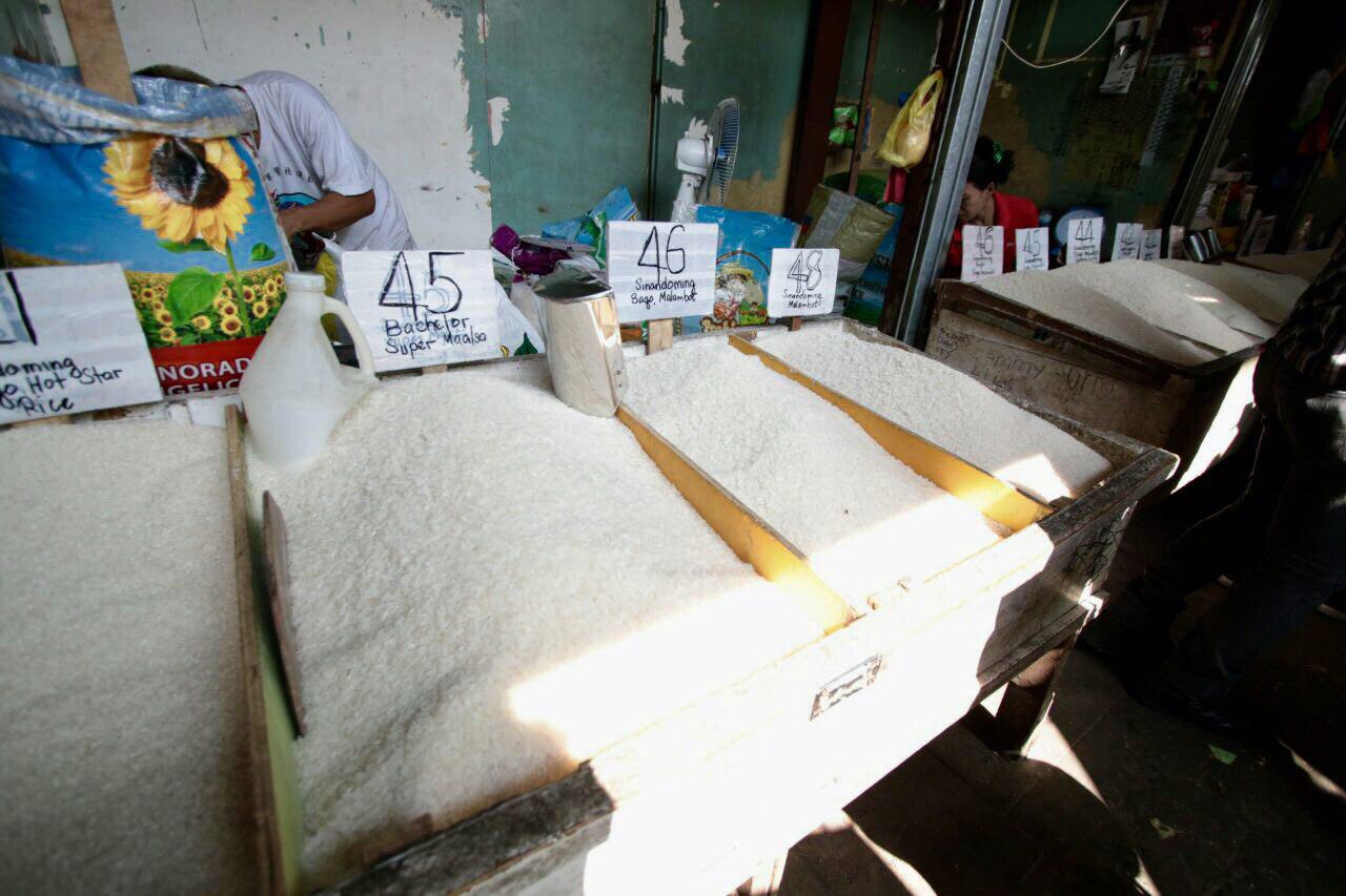 Sen. Bam to economic managers: Protektahan ang magsasaka’t mangingisda, suportahan ang ‘Bawas Presyo Bill’