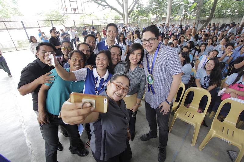 Sen. Bam continues education advocacy, dedicates new bills for Filipino teachers to his grandparents